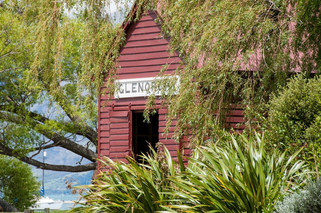 Glenorchy Peaks Bed And Breakfast Exterior photo
