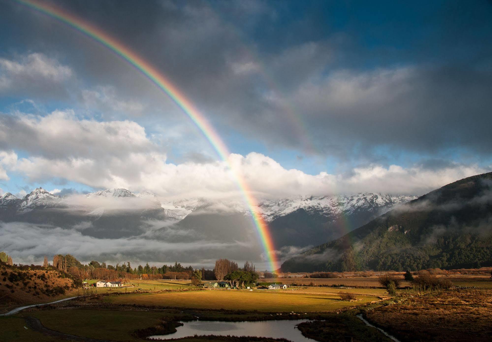 Glenorchy Peaks Bed And Breakfast Exterior photo