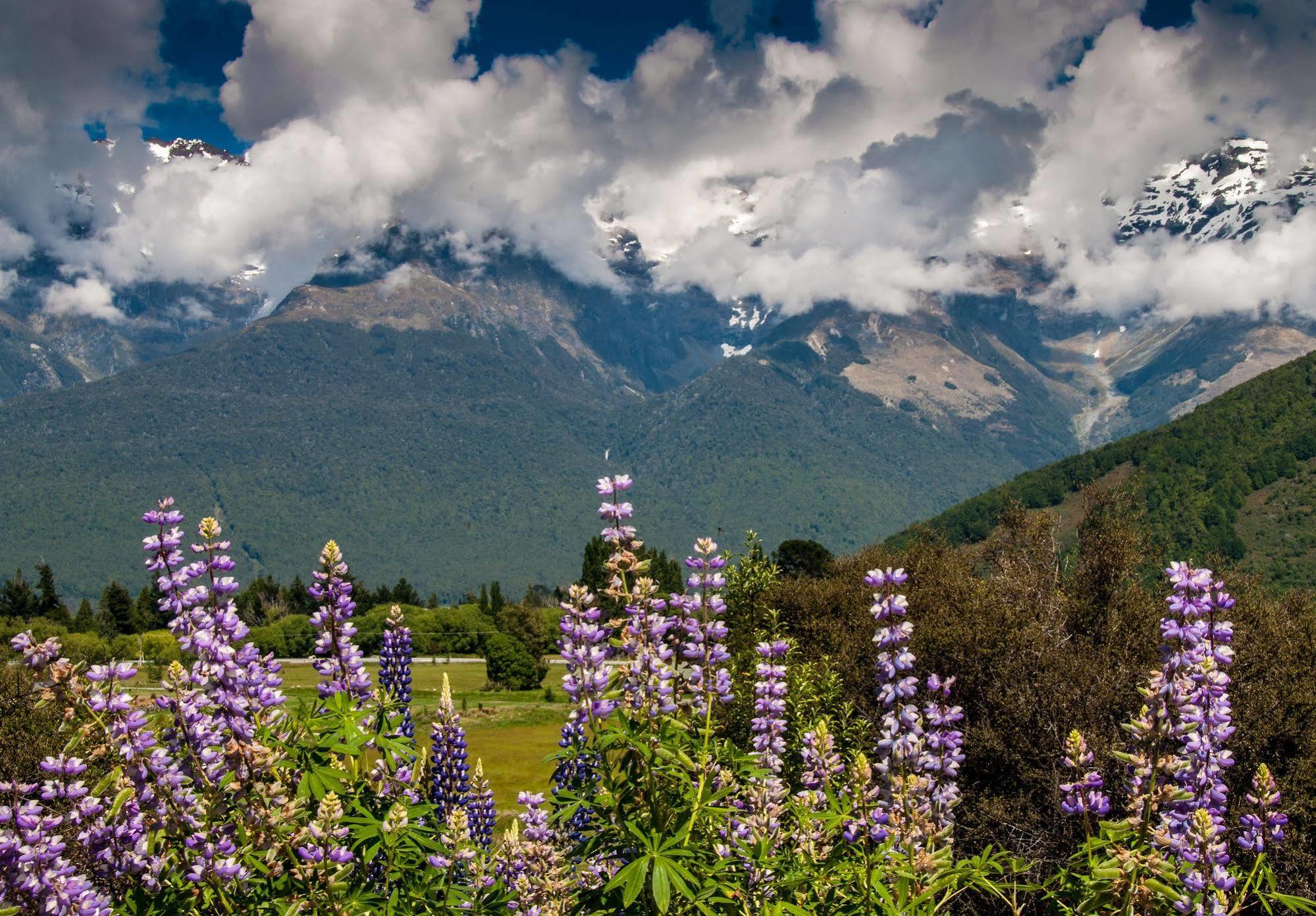 Glenorchy Peaks Bed And Breakfast Exterior photo