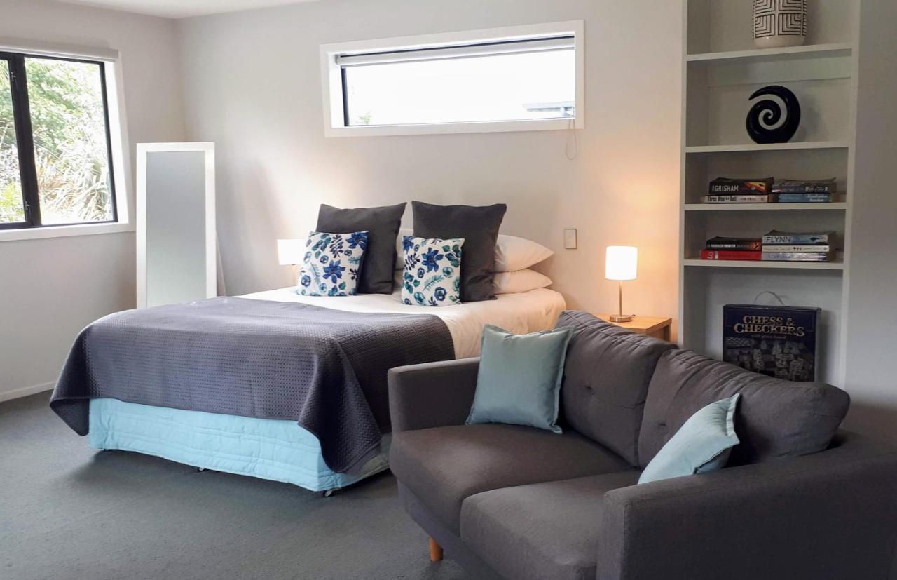 Glenorchy Peaks Bed And Breakfast Exterior photo